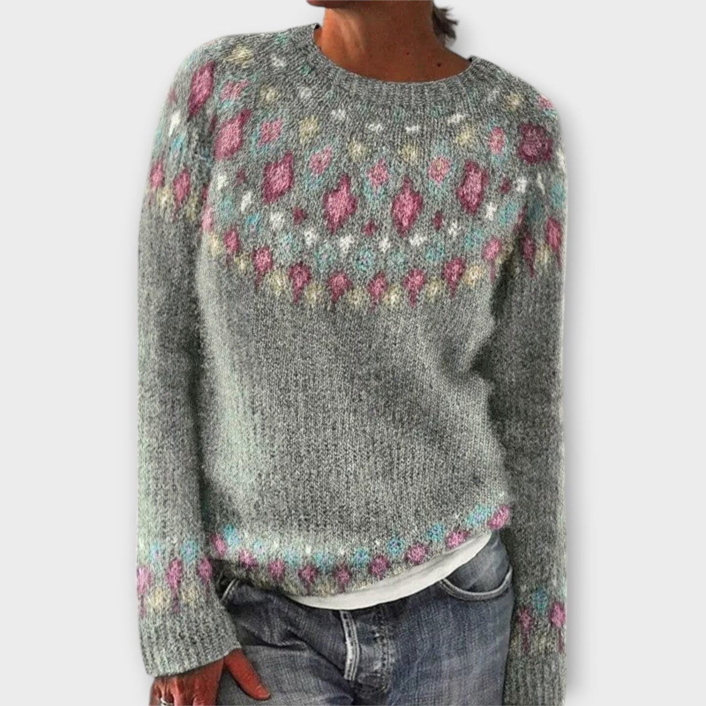Devyn - Relaxed and Cozy Sweater